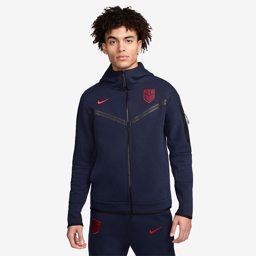 NIKE Tech Fleece テックフリース　浦和レッズ　ユニフォーム NIKEテックフリース、浦和レッズモデル、10/18(金)発売開始! | URAWA