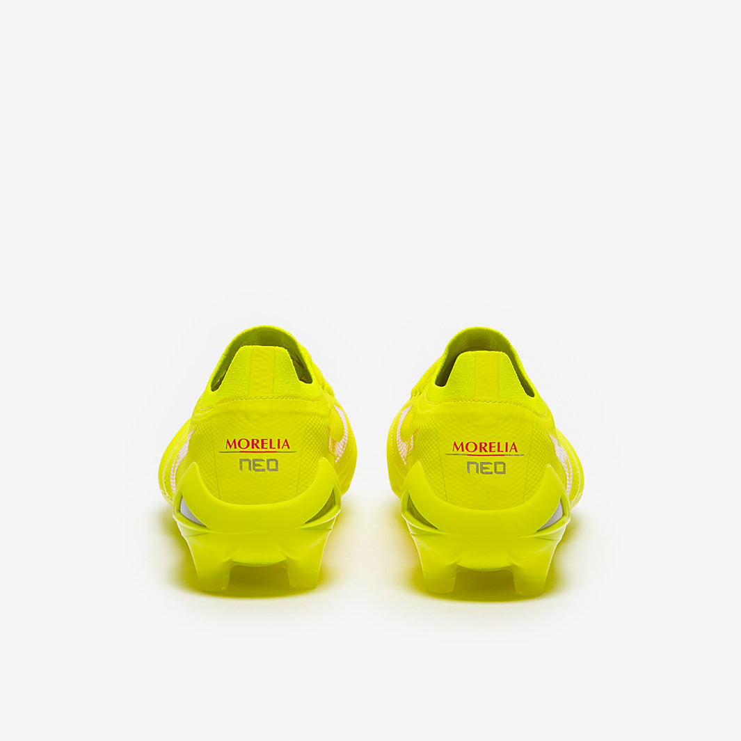 Mizuno Morelia NeoⅣ β蛍光イエロー スパイク 25cm Mizuno Morelia NeoⅣ β蛍光イエロー スパイク 25cm Amazon.co.jp