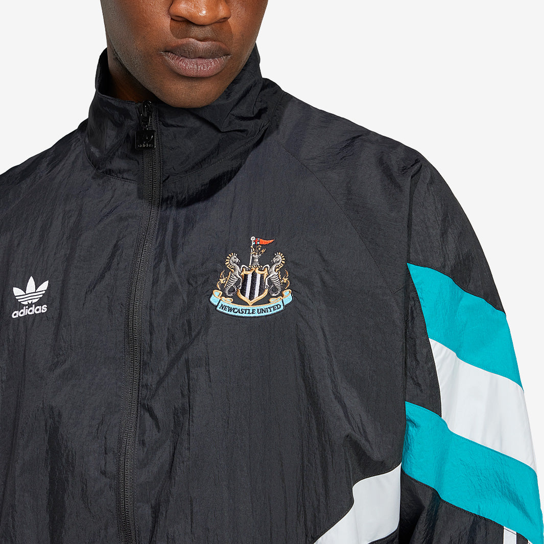 ニューカッスル　ジャケット　adidas 世界市場独占！24/25 ニューカッスル.・オフィシャルAdidasオリジナル