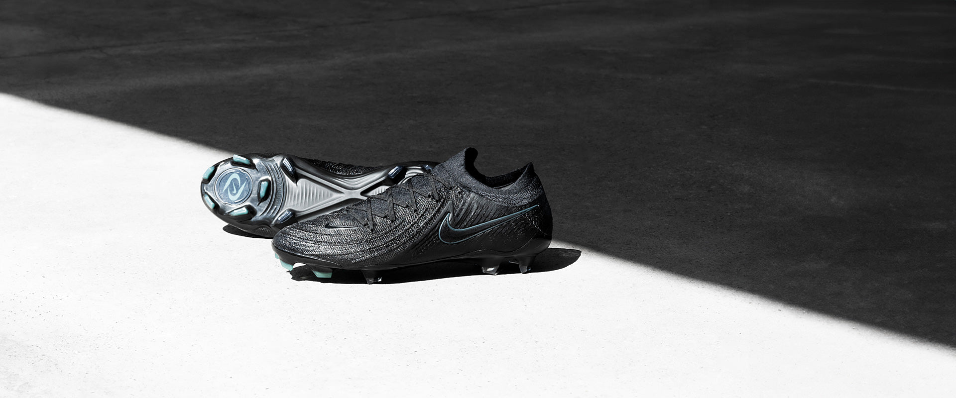 Nike Phantom GX II Elite Firm Ground - Black/Black/Deep Jungle