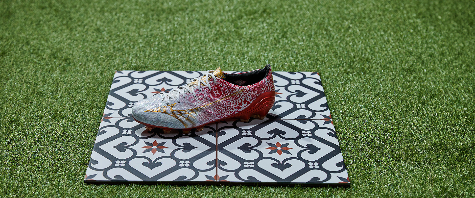 Mizuno Professional Model サッカーシューズ Mizuno Alpha x SR4 Made in Japan Firm Ground - White/Red - Adult Boots