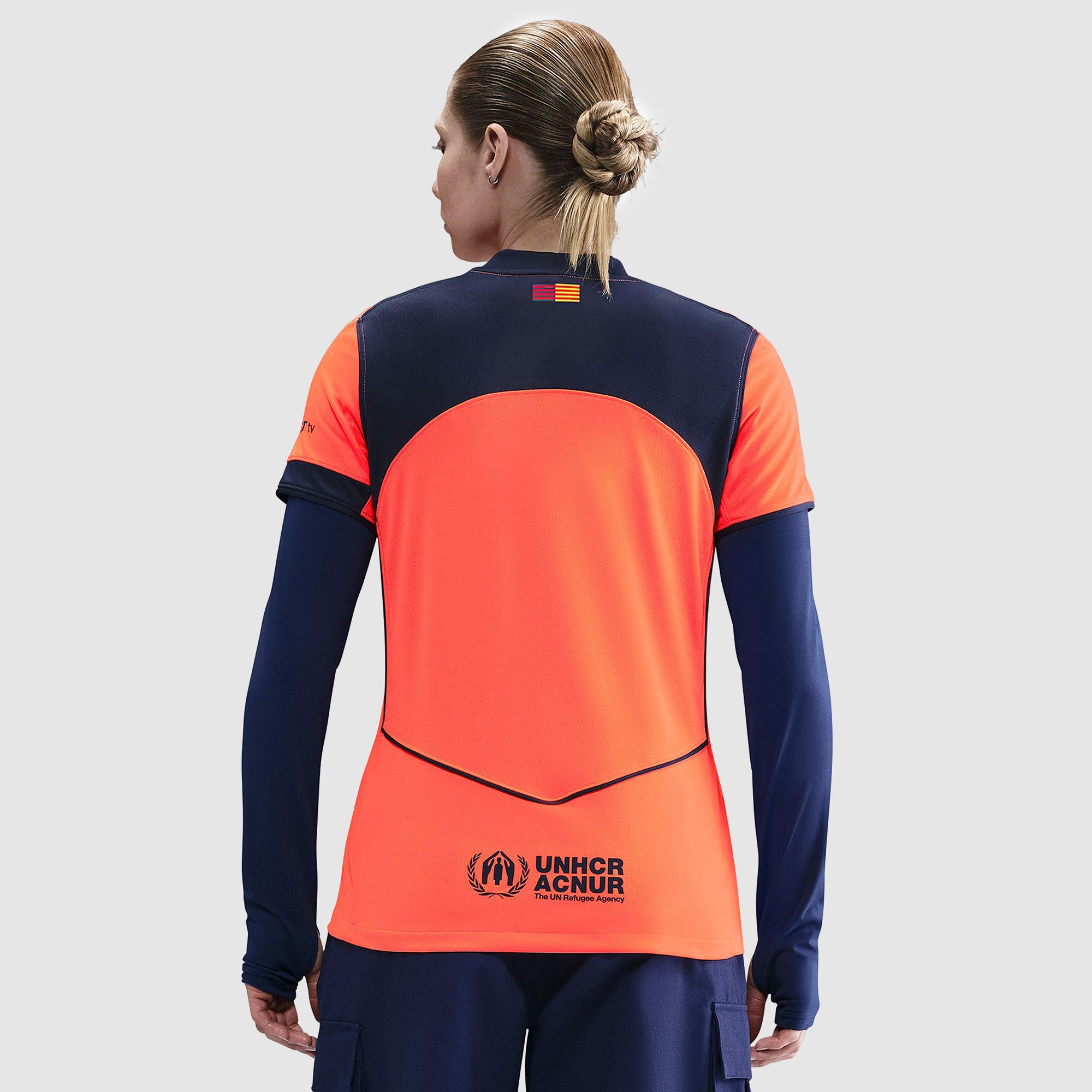 Nike FC Barcelona 長袖ジャージ UNHCR FCバルセロナ長袖ウェア Nike FC Barcelona 長袖ジャージ UNHCR