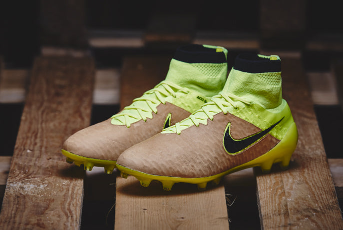 シューズ NIKE Magista Obra FG 27cm Nike Magista Obra FG Women's - Bright Crimson