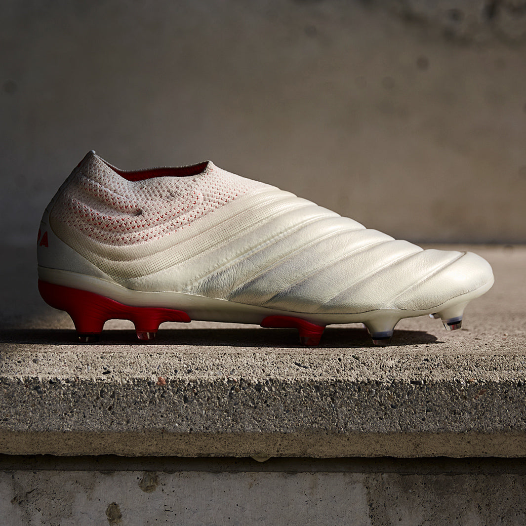 アディダス コパ 19+ FG/AG(ホワイト×レッド) adidas アディダス コパ 19+ FG/AG(ホワイト×レッド) BB9163 オフ