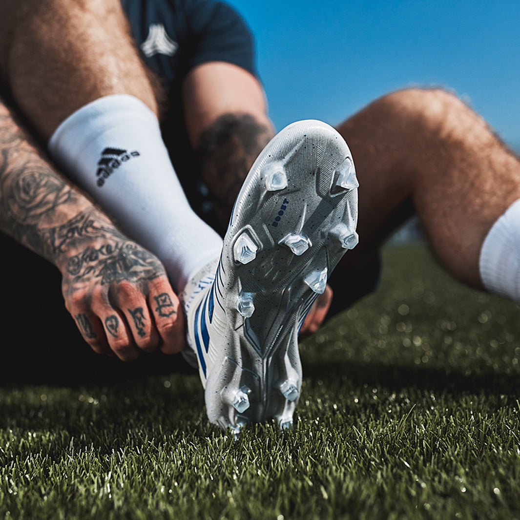 adidas Predator サッカーシューズ ホワイト/ネイビー Jan24-10_720x.jpg?v=1737750929