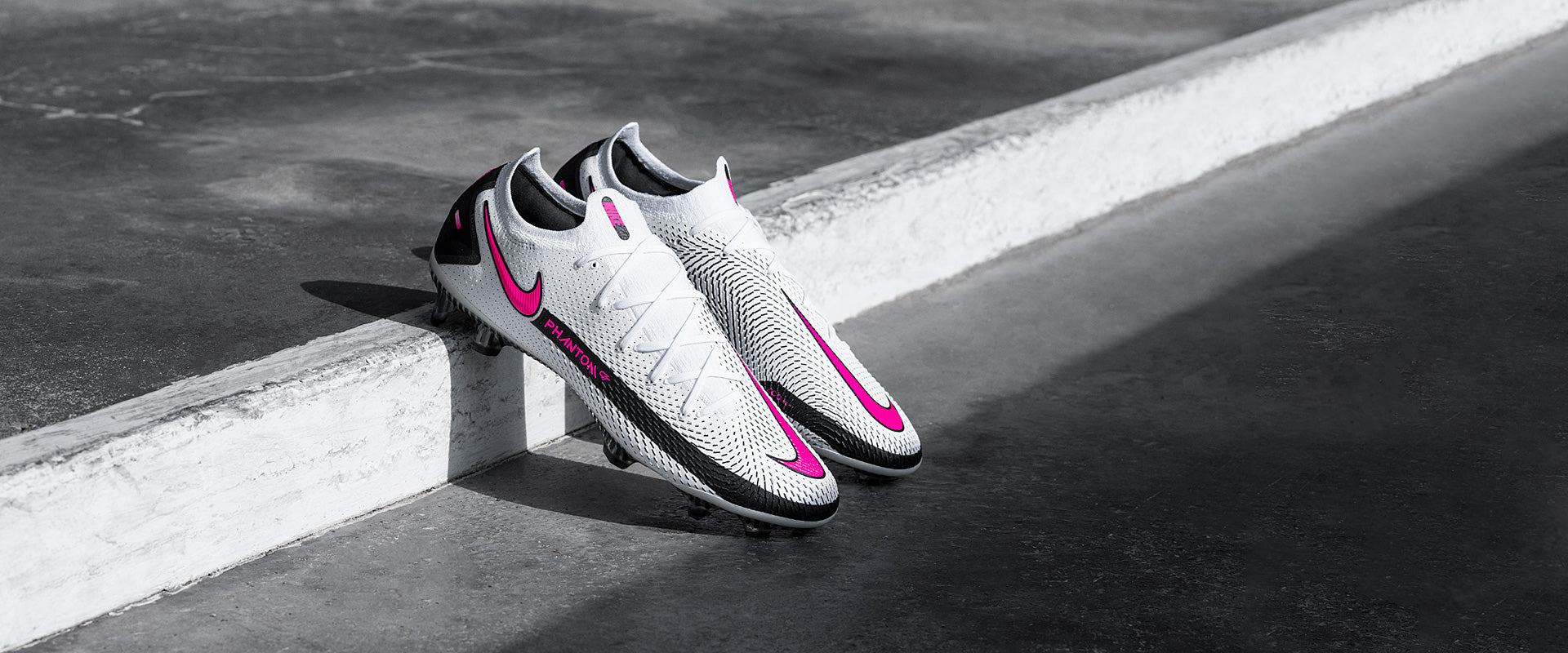 Nike Phantom GT ホワイト/ピンク FG Nike Phantom GT Elite FG - White/Pink Blast/Black - Mens cleats