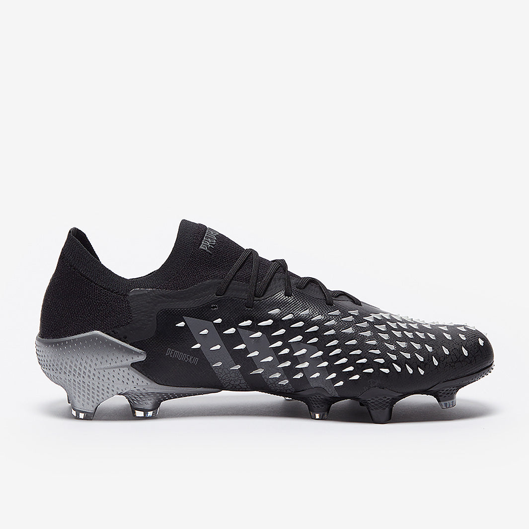 adidas Predator DEMONSKIN サッカーシューズ Predator 20 Mutator - Introducing New Demonskin Technology