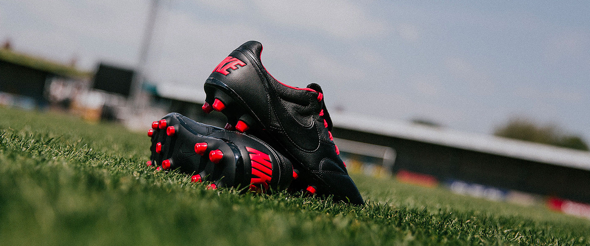 Nike Premier II FG - Black/Black/Very Berry - Mens Soccer Cleats