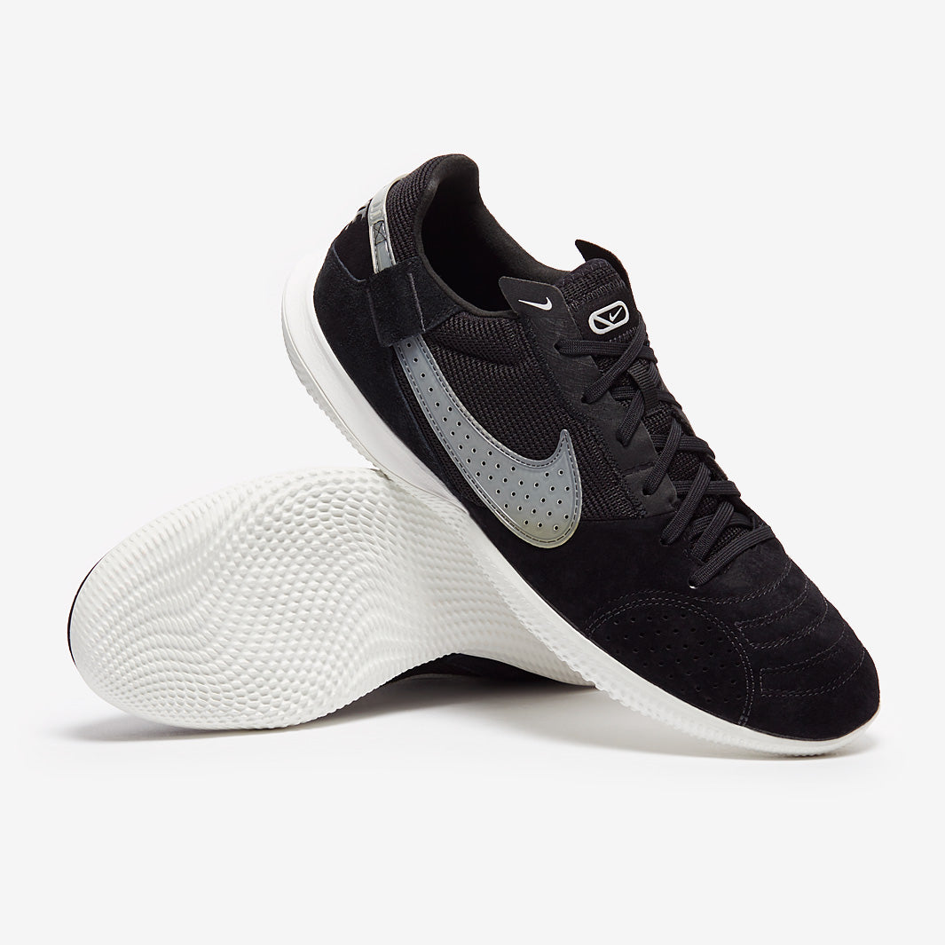 シューズ NIKE STREETGATO size25.5 Nike StreetGato - Black/Summit White/Off Noir - Mens Soccer Cleats