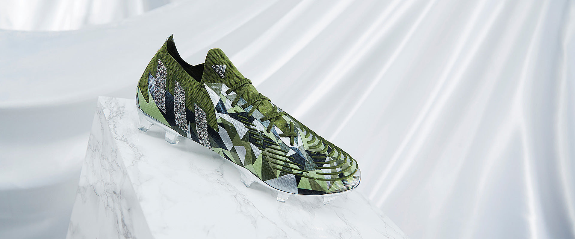 adidas Predator サッカーシューズ カモフラージュ adidas Predator Edge Crystal.1 Low FG - Focus Olive/Silver