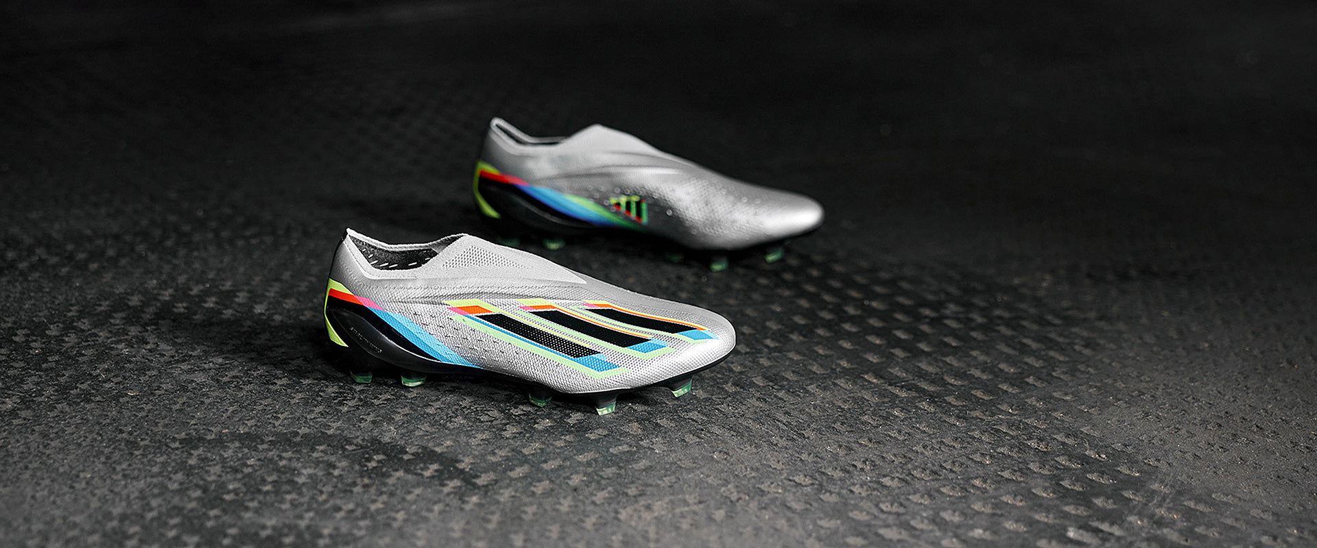 adidas サッカーシューズ ハイカット シルバー adidas サッカーシューズ ハイカット シルバー Amazon | [アディダス