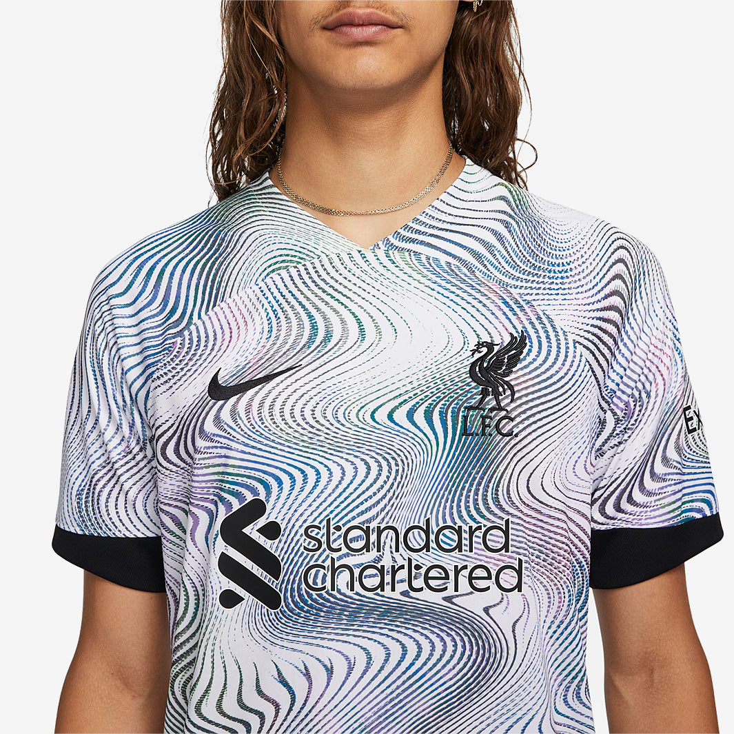 Nike リバプールFC シャツ Sサイズ　22-23 Nike Liverpool FC 22/23 Dri-Fit Stadium SS Away Shirt - White