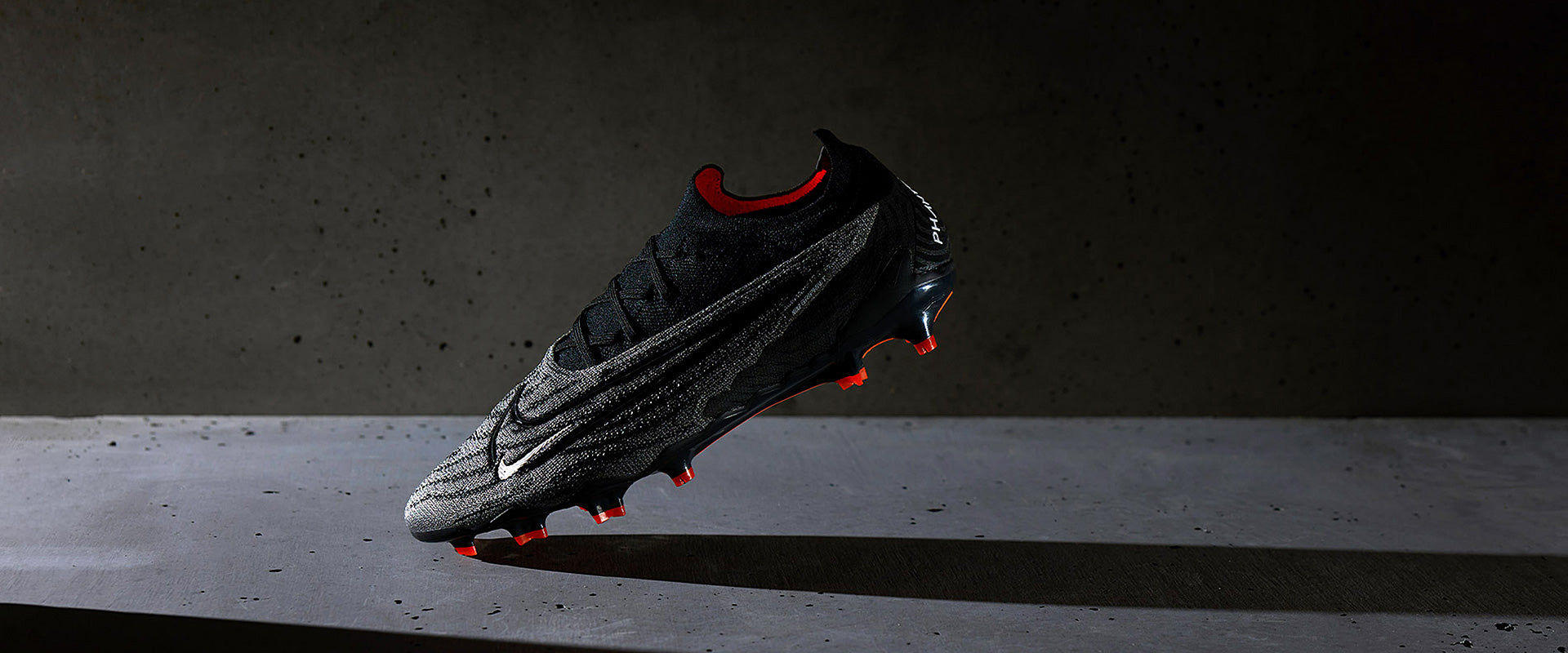 Nike Phantom GX Elite FG - Black/Summit White/Dk Smoke Grey - Mens